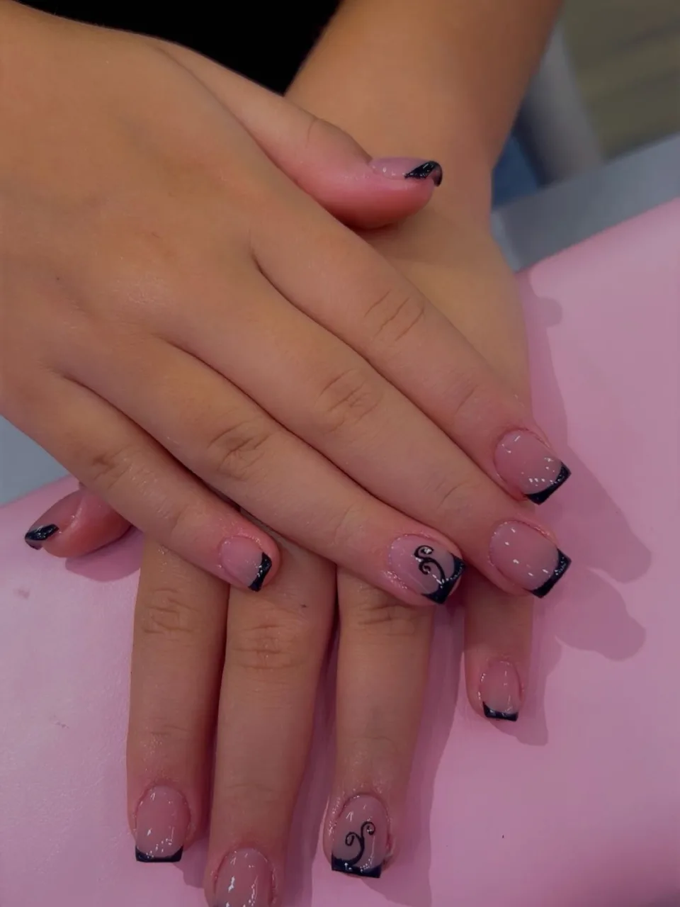 Nail art από το Instagram του UrPa Nail Art – 14/09/2026
